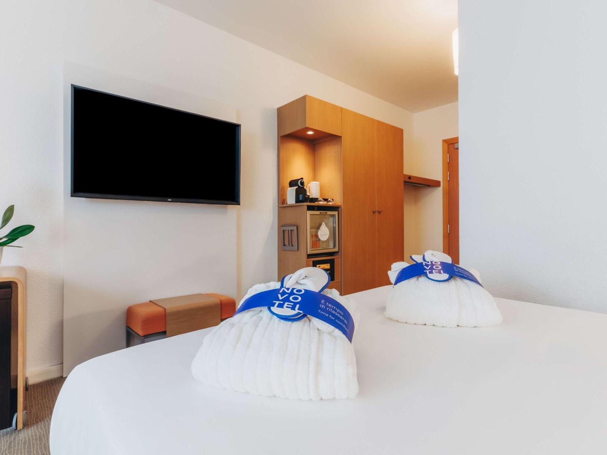 Novotel Venezia Mestre Castellana Esterno foto