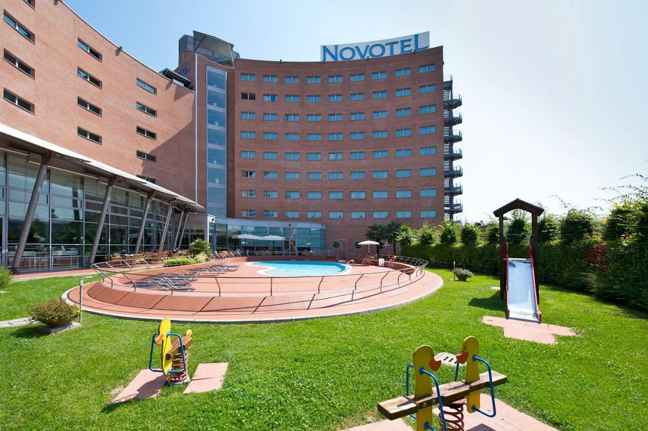 Novotel Venezia Mestre Castellana Esterno foto